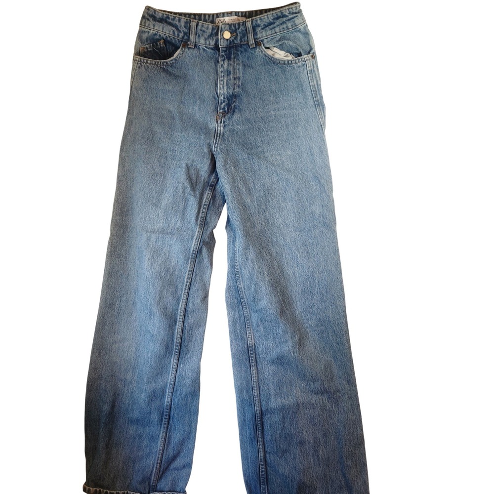Zara High Waisted Wide Leg Jeans Light Wash Blue Denim Size 6 US 38 EUR